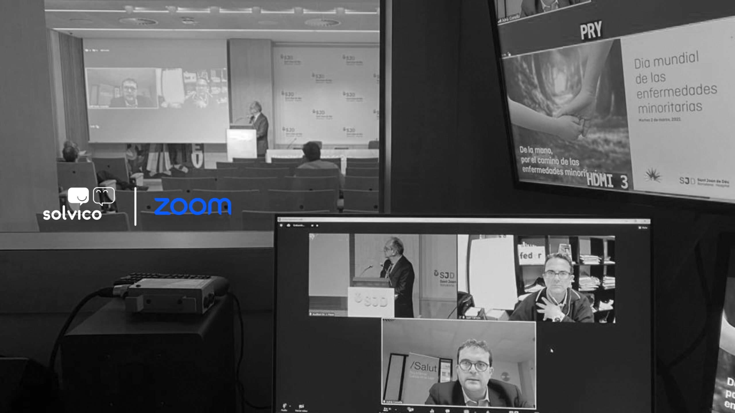 Sala de producción y auditorio retransmitiendo conferencia médica en hospital JSD Barcelona